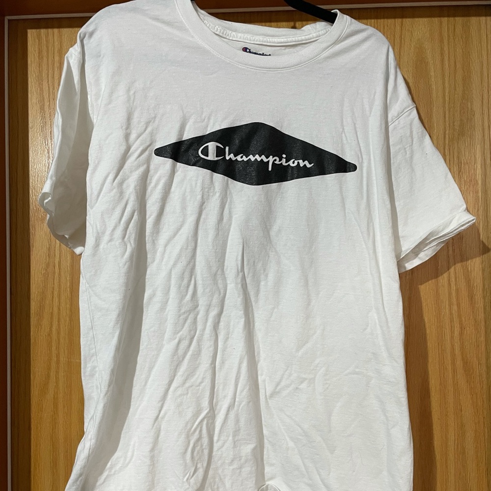 Champion T-shirt